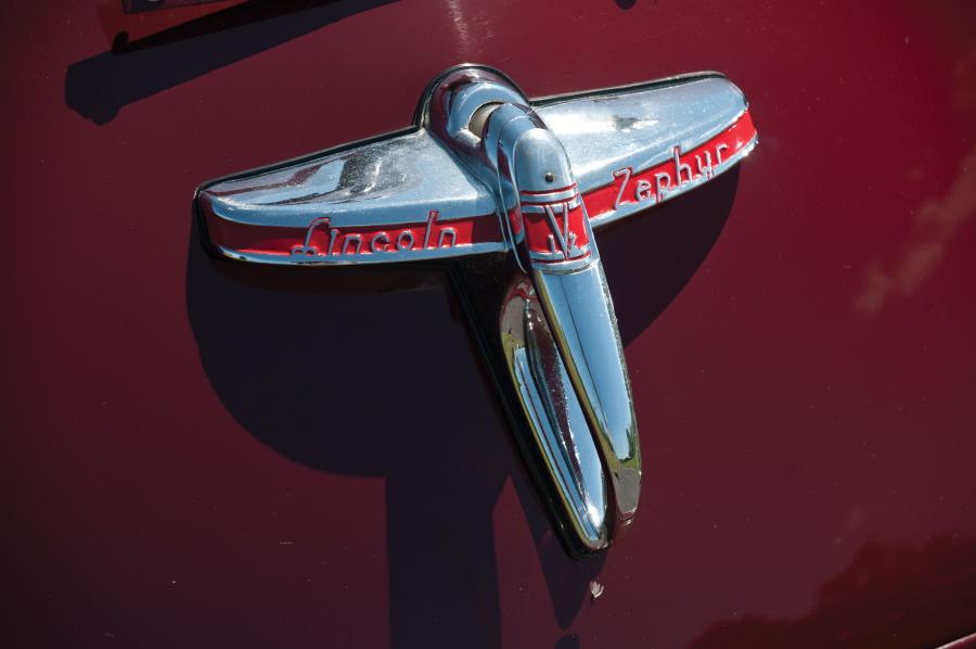  Lincoln Zephyr Club Coupe 1940 года  (фото 4 из 27)